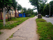 В коммуналке на Аллее Смелых пенсионер метнул нож в ногу 33-летнего соседа