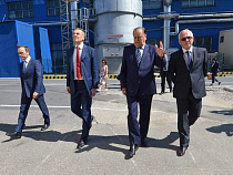 Владимир Кривченко: на завод нужно ещё 150 рабочих, но многие остаются на пляже