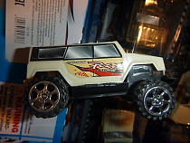 В Балтийске конфисковали более тысячи поддельных «Хаммеров»