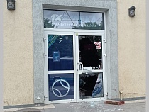 Братья из Зеленоградского района разбили двери букмекеров в «Ольштыне»