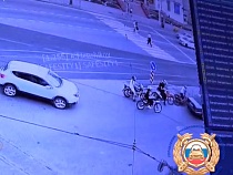 Мопед сам врезался в «Мерседес» в Калининграде