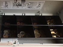 На улице Суворова взломщик обокрал магазин и офис в своём доме