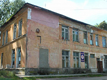 Соцработница из Балтийска выманила у 90-летней бабушки квартиру 