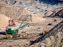 Экскаваторы Янтарного комбината вскрыли стахановские объёмы грунта