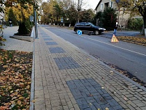 В Зеленоградске элитный «Фольксваген» сбил мужчину на электросамокате