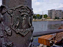 В центре Калининграда воссоздают мост с гербом времён Кёнигсберга