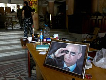   Путин губернаторам - не помощник