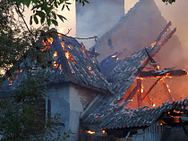 В Полесском районе собутыльник хотел сжечь дом хозяина