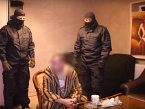 Калининградец сказал, что с розами не получилось, поэтому выращивает коноплю (видео)