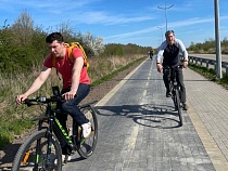 Алиханов назвал срок достройки велодорожки «От косы до косы»