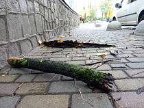 Когда шторм Хендрик покинет Калининградскую область