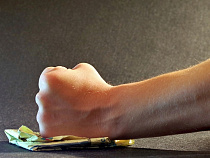 Рядовой, сломавший нос сослуживцу, получил пять месяцев 