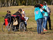 Калининградским инвалидам могут раздать ступенькоходы, пандусы и подушки