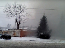 Огонь на Мамоновском рыбоконсервном комбинате тушит 31 пожарный 