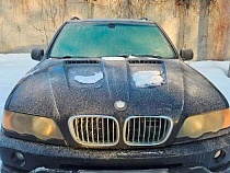 Водитель БМВ Х5 в Калининграде ушёл за деньгами на штрафы