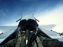 В отношении раскаявшегося лётчика прекратили уголовное дело