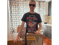 Лишившемуся зрения участнику СВО купили умную трость