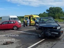 В жуткую аварию под Калининградом попали ехавшие домой немцы