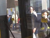 В Калининграде всех выгнали из автобуса из-за тряпичной маски пассажира