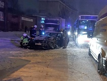 В Калининграде БМВ врезался в маршрутный автобус №18