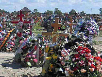 Прокуратура: директор муниципального учреждения брал деньги за место на кладбище