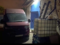 В гараже на Узловой в Калининграде задержали 37-летнего водителя с гашишем
