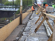 Ярошук: с ремонтом путепровода на улице Суворова отстаем от графика на полторы недели