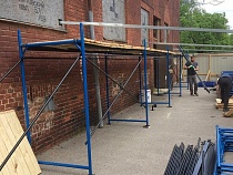 В Калининграде одевают в леса «Дом пожарных»