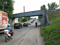 На Аллее Смелых начали изымать землю из-за реконструкции улицы