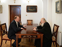 Патриарх Кирилл провел рабочую встречу с губернатором Калининградской области