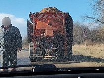 Между Озёрском и Гусевом устроили погоню за опасной машиной с песком