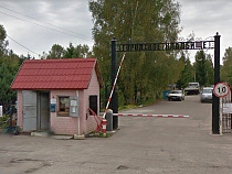 Прокурор прекратил поборы за въезд на кладбище в Калининграде