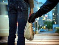 В Калининграде уличный грабеж стал семейным бизнесом