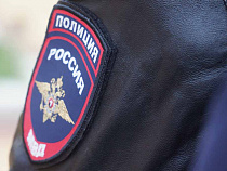 В Светлогорске алиментщик стянул из машины фотоаппарат “с важными снимками”  