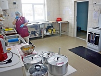 В Калининграде названо число инфицированных поваров столовых