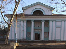 В Балтийске сгорел бывший кинотеатр «Шторм» (видео)