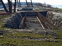 После решения о ларьках в Зеленоградске перекопали береговой склон (фото)