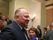 «Он уже калининградец два года. Ценз оседлости прошёл»