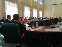 Антон Алиханов призвал предпринимателей «не решать вопросы» с бандитами: «Перестаньте считать себя овцами»