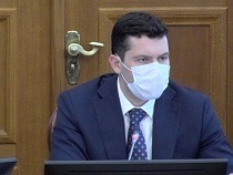 «Бессовестные»: Алиханов раскритиковал глав за борьбу с борщевиком 