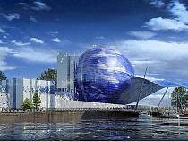 Из-за гигантского шара в Калининграде перекрыли движение