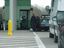 Пьяный поляк угнал из России «Сеат» на погранпереходе Безледы