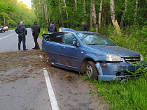 На балтийской трассе в ДТП серьёзно пострадал автомобиль «Шевроле»
