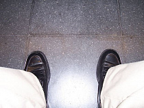 Двое парней выясняли отношения, а нога оказалась сломана у третьего