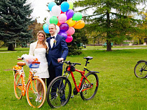23 апреля в Калининграде прошла первая велосвадьба