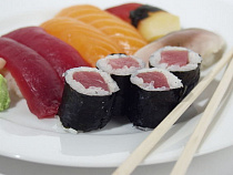 21-летняя сотрудница суши-бара украла из кассы 75 тысяч рублей 