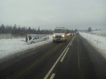 Автомобиль вылетел в кювет на трассе Калининград-Черняховск