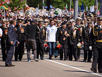 Председатель Горсовета Калининграда с печалью смотрит на День Победы 2025 года