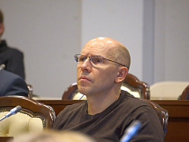 Рудникова привезли в Калининград в наручниках обычным рейсом