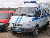 Жители Озёрска украли со склада еду и выпивку на 133 тысячи рублей